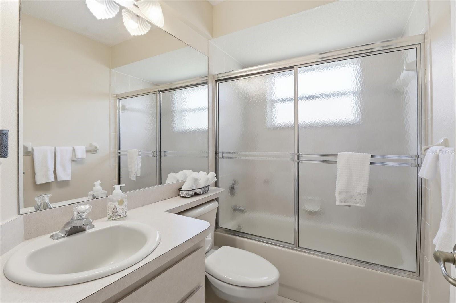 Image 27 of 45 For 11440 Waterway Drive