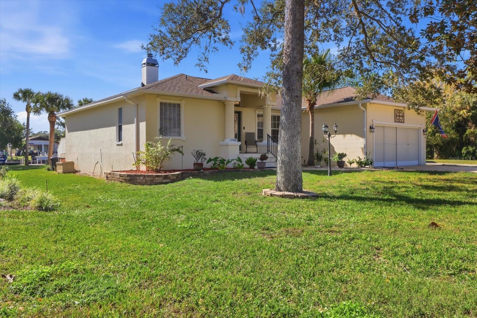 Image 4 of 45 For 11440 Waterway Drive