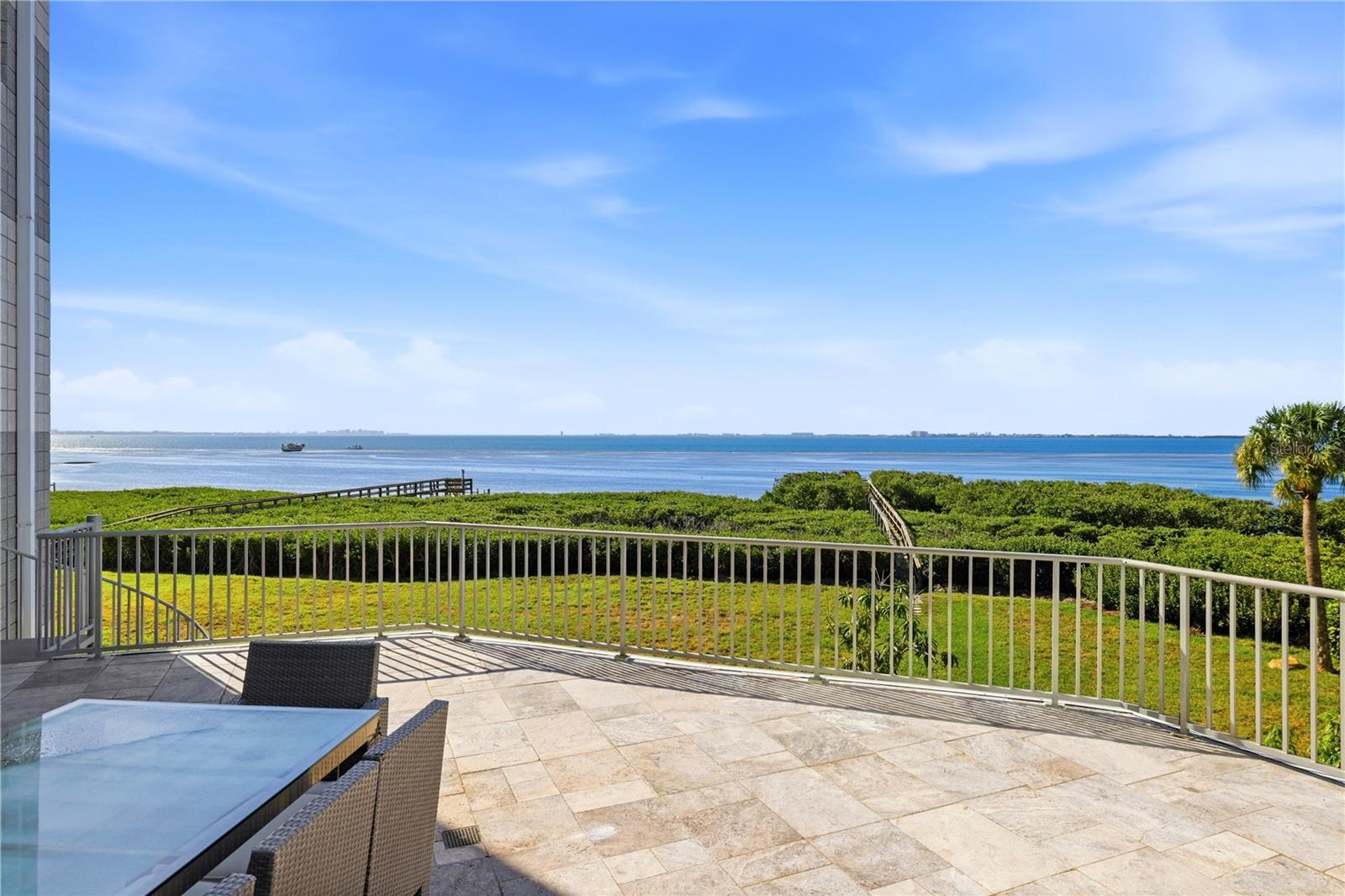 Image 20 of 95 For 5004 64th Dr W