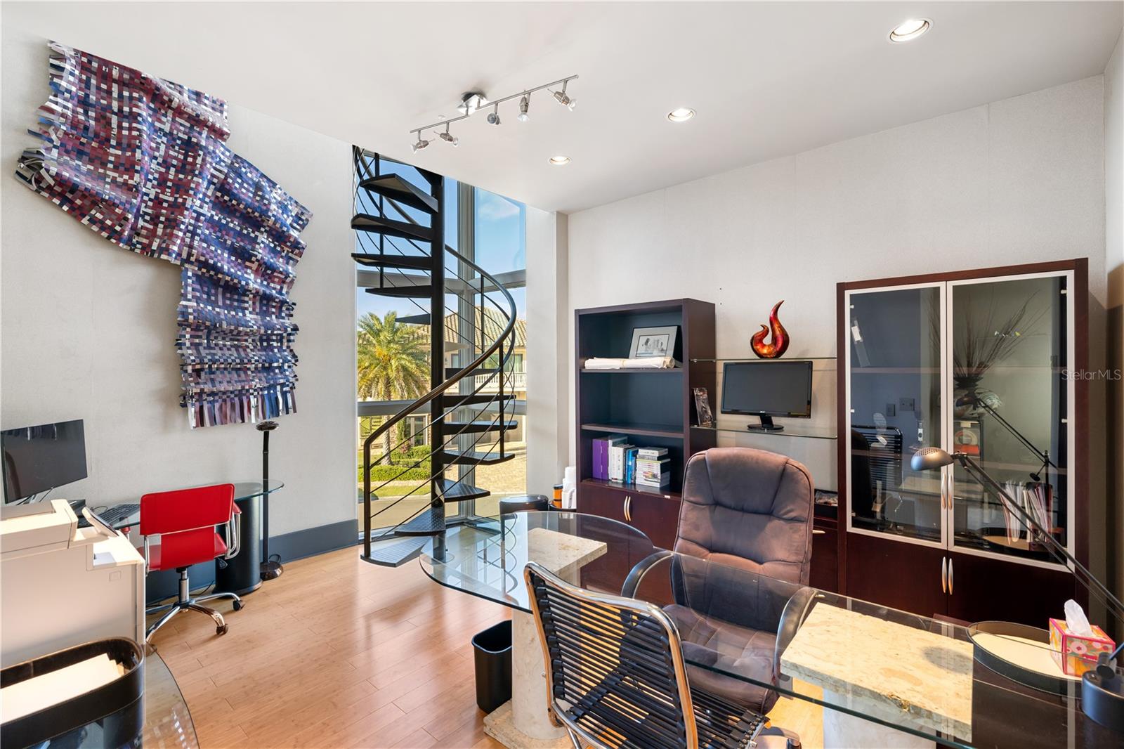 Image 47 of 95 For 5004 64th Dr W