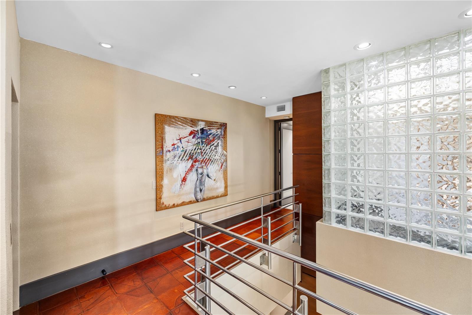 Image 50 of 95 For 5004 64th Dr W