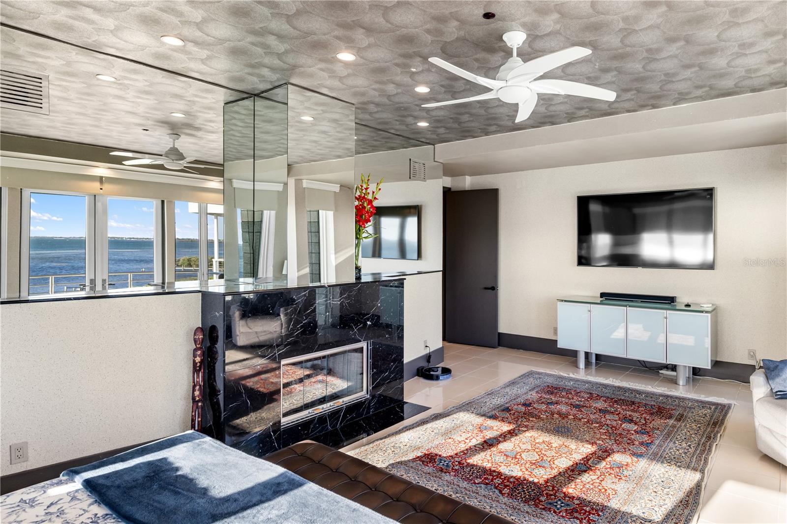 Image 55 of 95 For 5004 64th Dr W