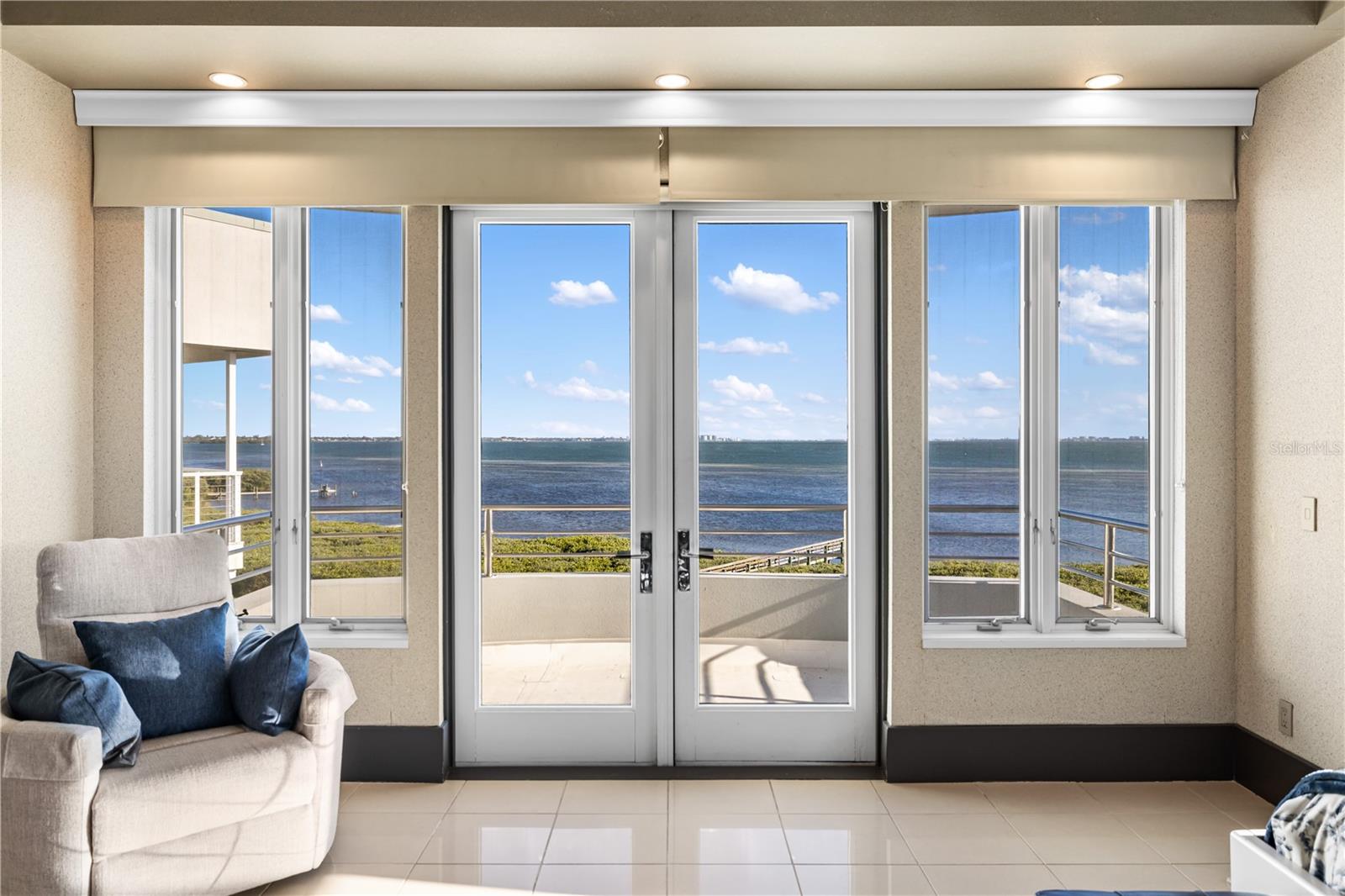 Image 56 of 95 For 5004 64th Dr W