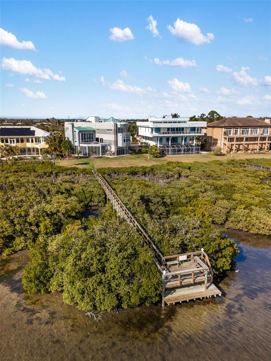 Image 6 of 95 For 5004 64th Dr W