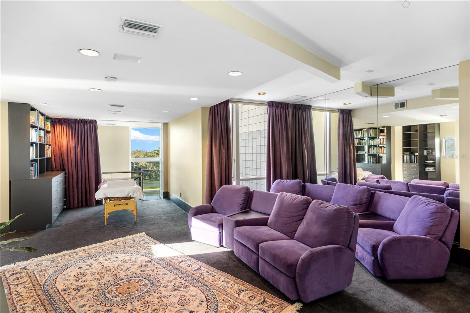 Image 65 of 95 For 5004 64th Dr W