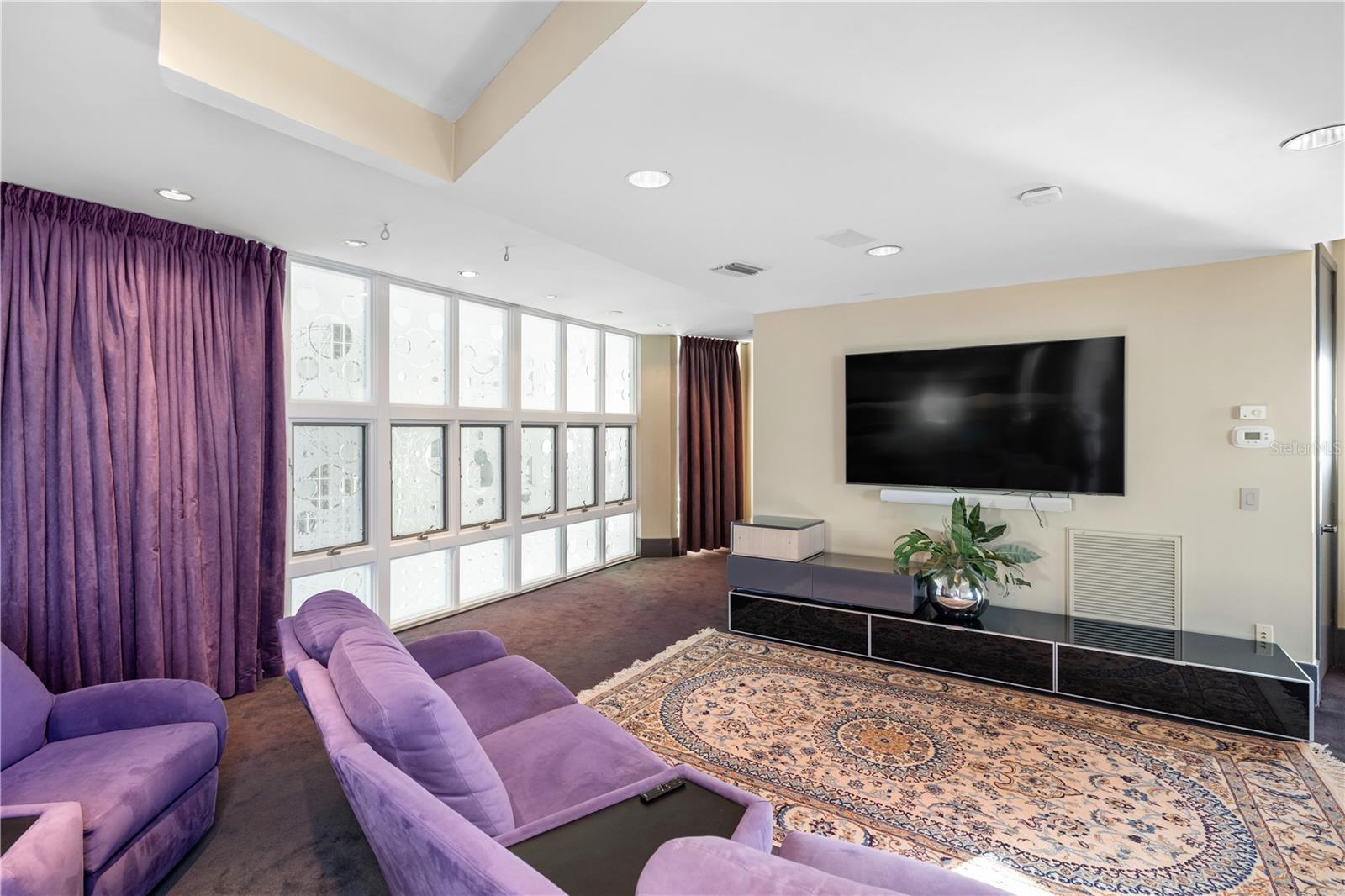 Image 66 of 95 For 5004 64th Dr W