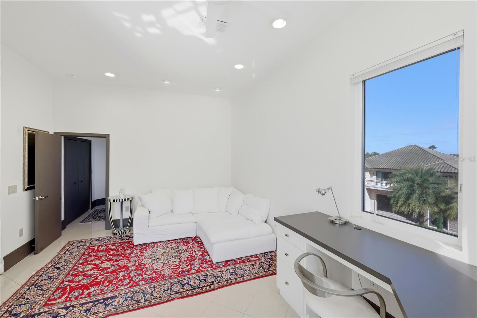 Image 74 of 95 For 5004 64th Dr W