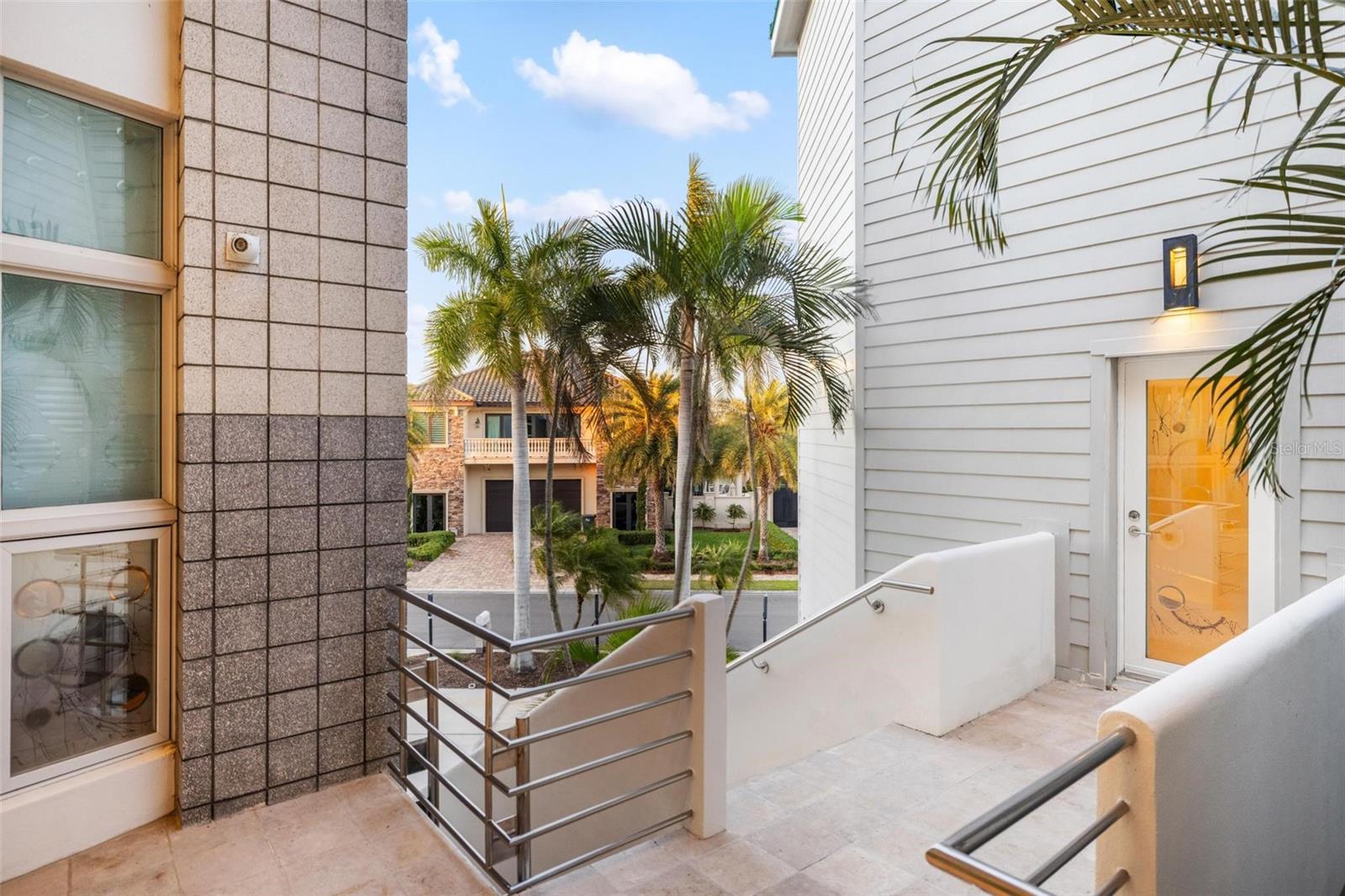 Image 9 of 95 For 5004 64th Dr W