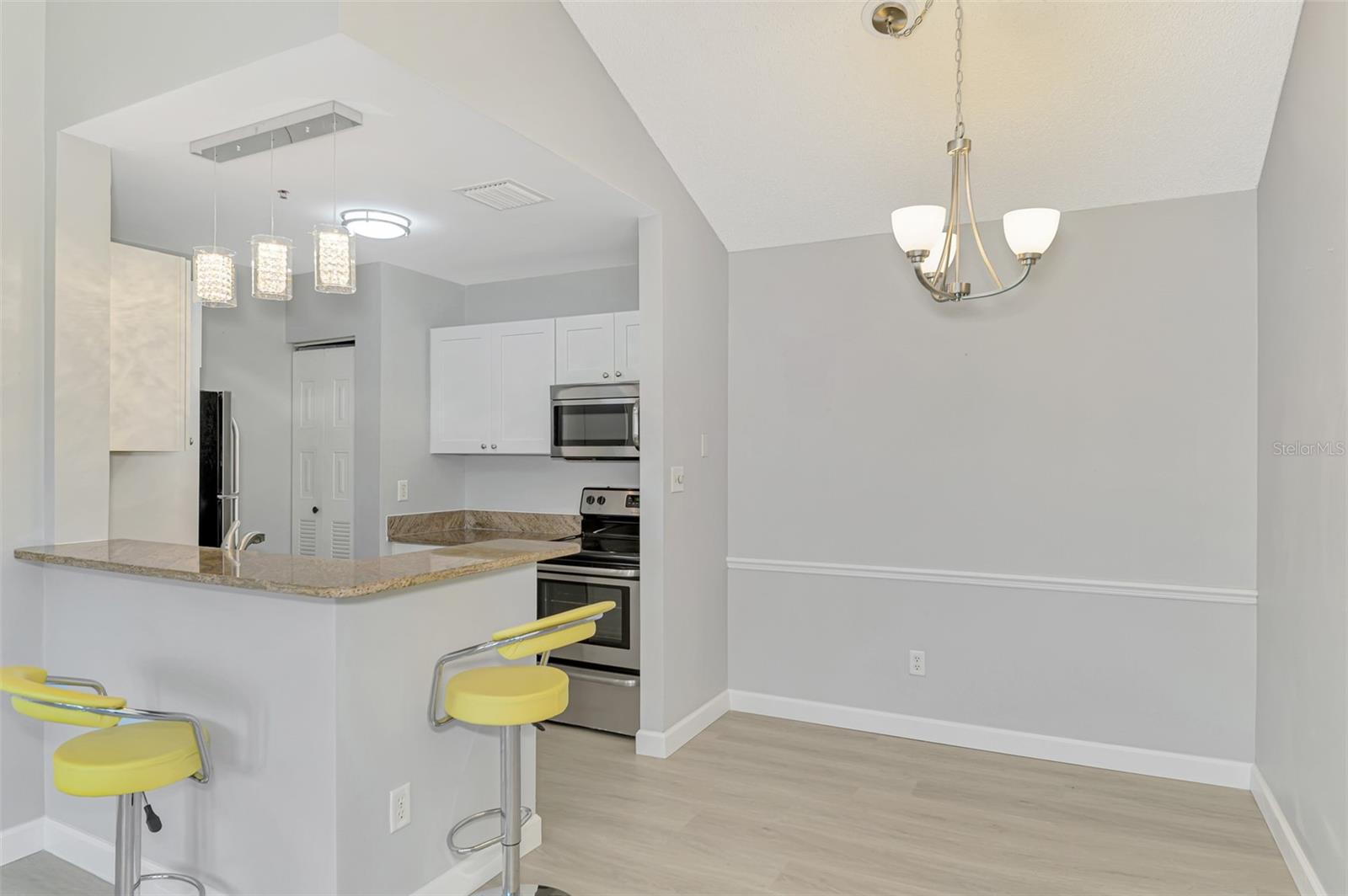 Image 16 of 77 For 4006 Crockers Lake Boulevard 26