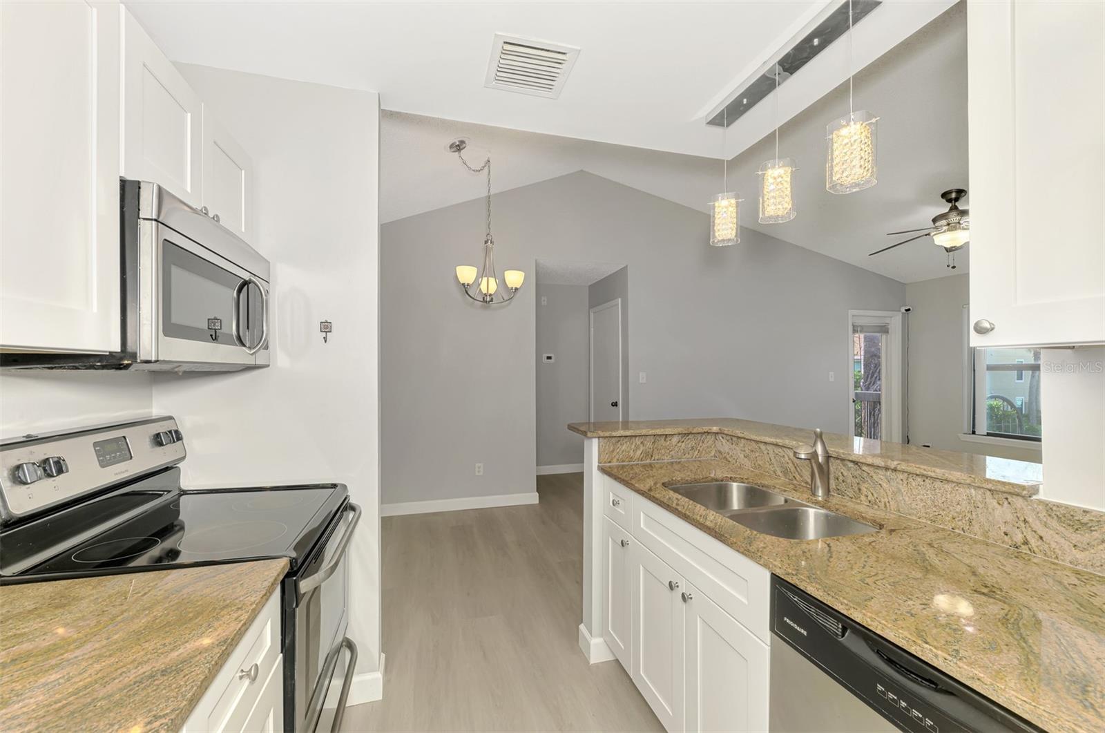 Image 22 of 77 For 4006 Crockers Lake Boulevard 26