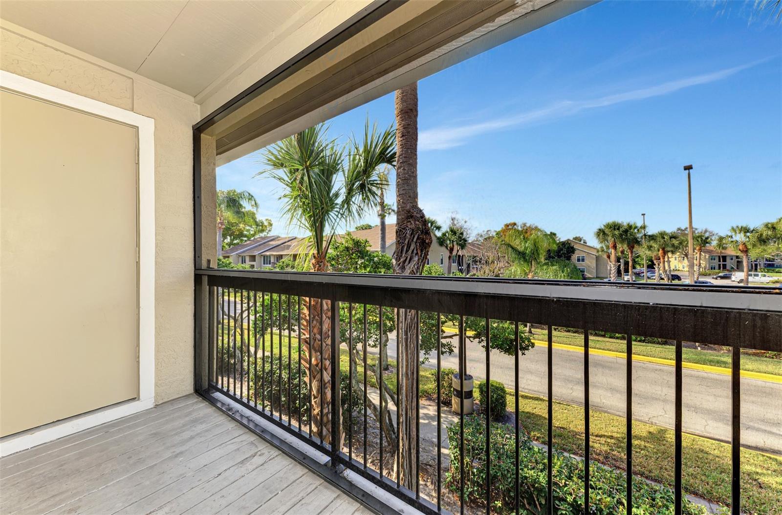 Image 36 of 77 For 4006 Crockers Lake Boulevard 26