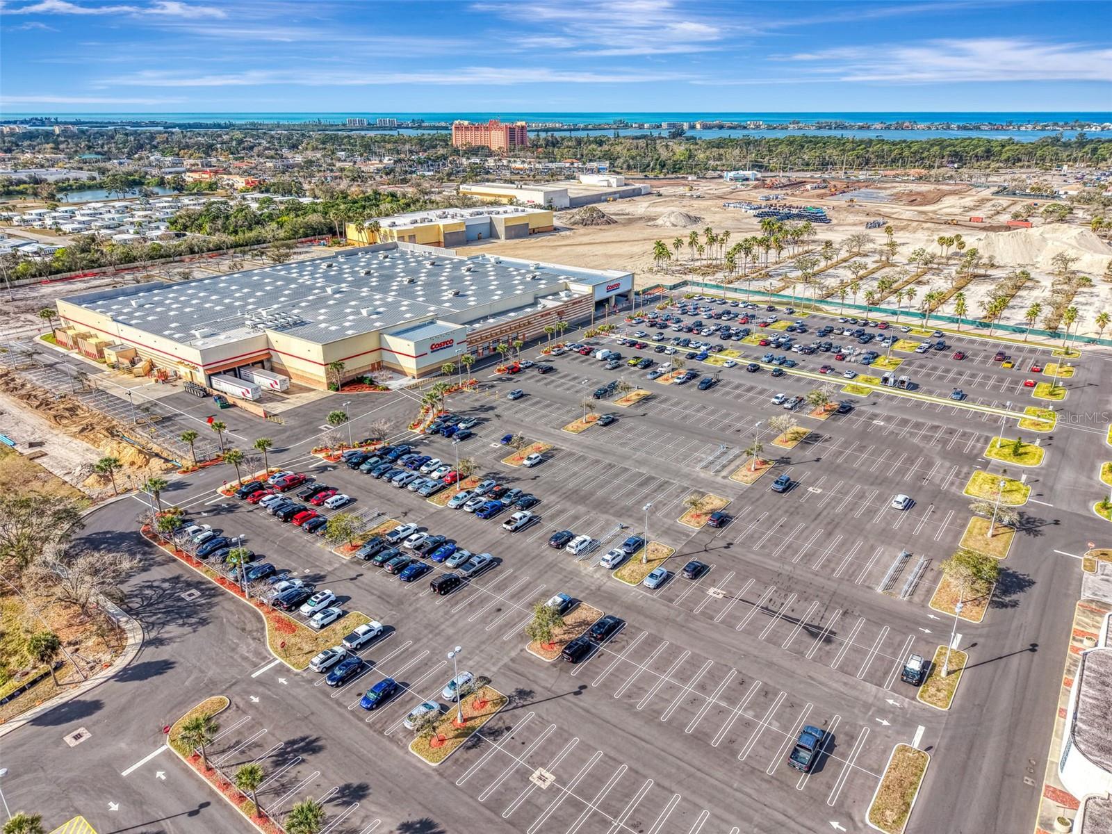 Image 51 of 77 For 4006 Crockers Lake Boulevard 26