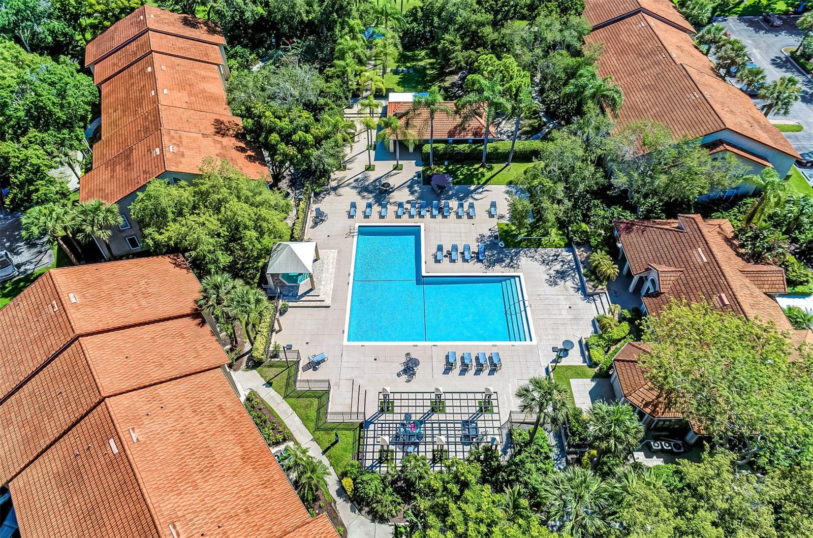 Image 53 of 77 For 4006 Crockers Lake Boulevard 26