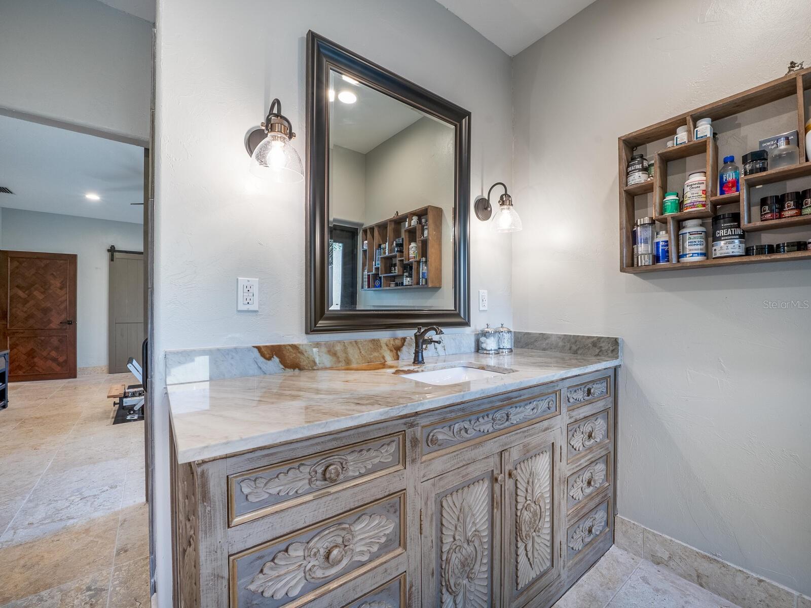 Listing photo id 34 for 319 Bird Key Drive