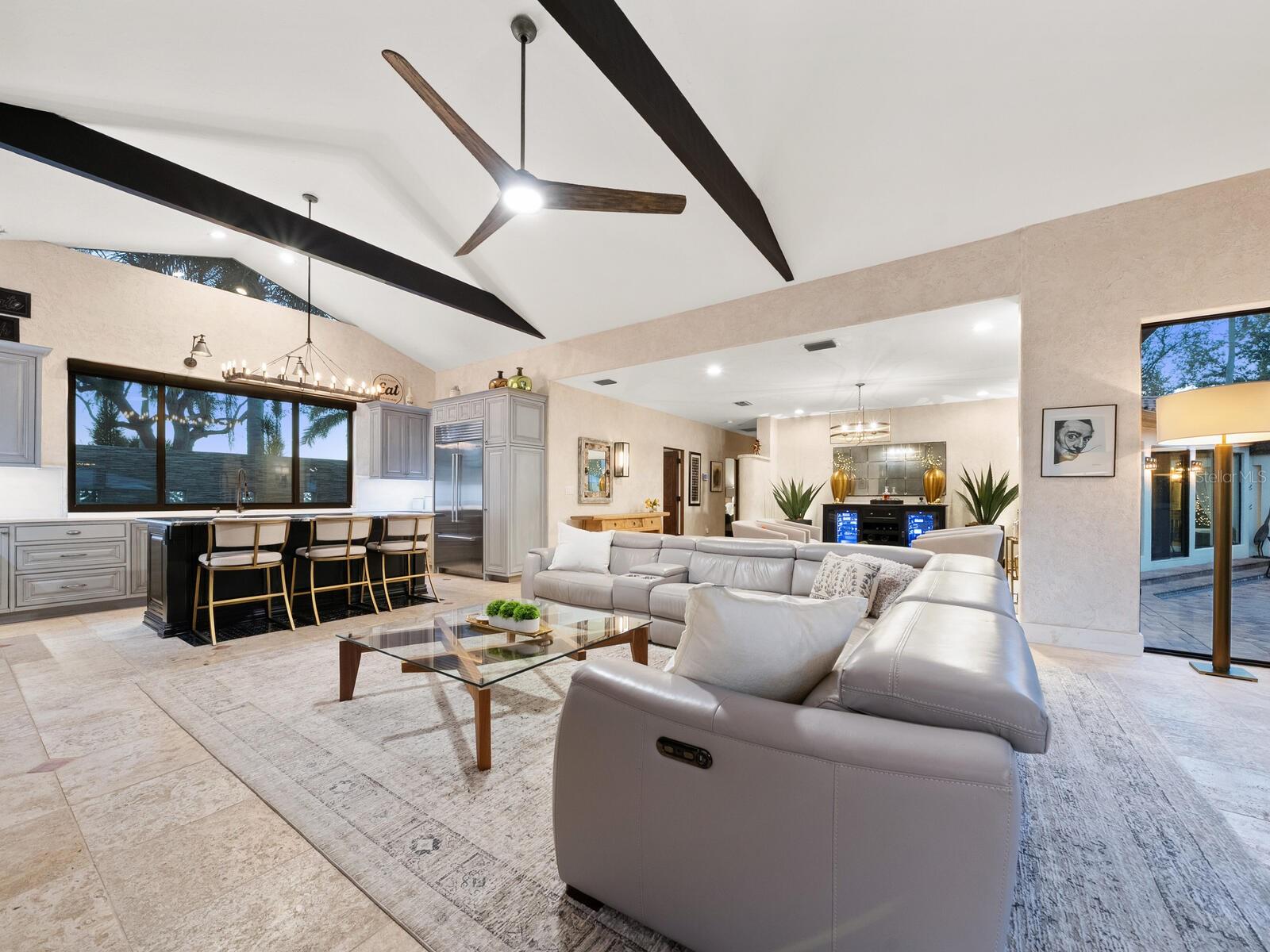 Listing photo id 49 for 319 Bird Key Drive