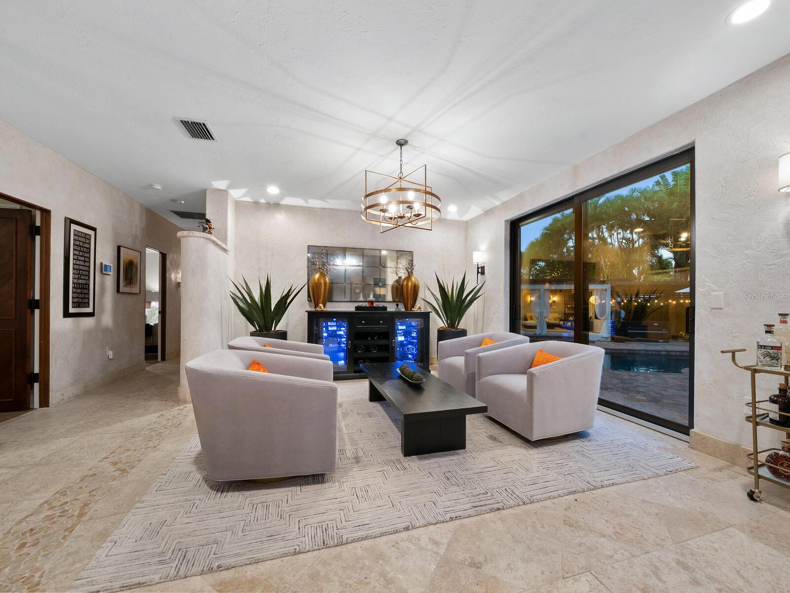 Listing photo id 52 for 319 Bird Key Drive