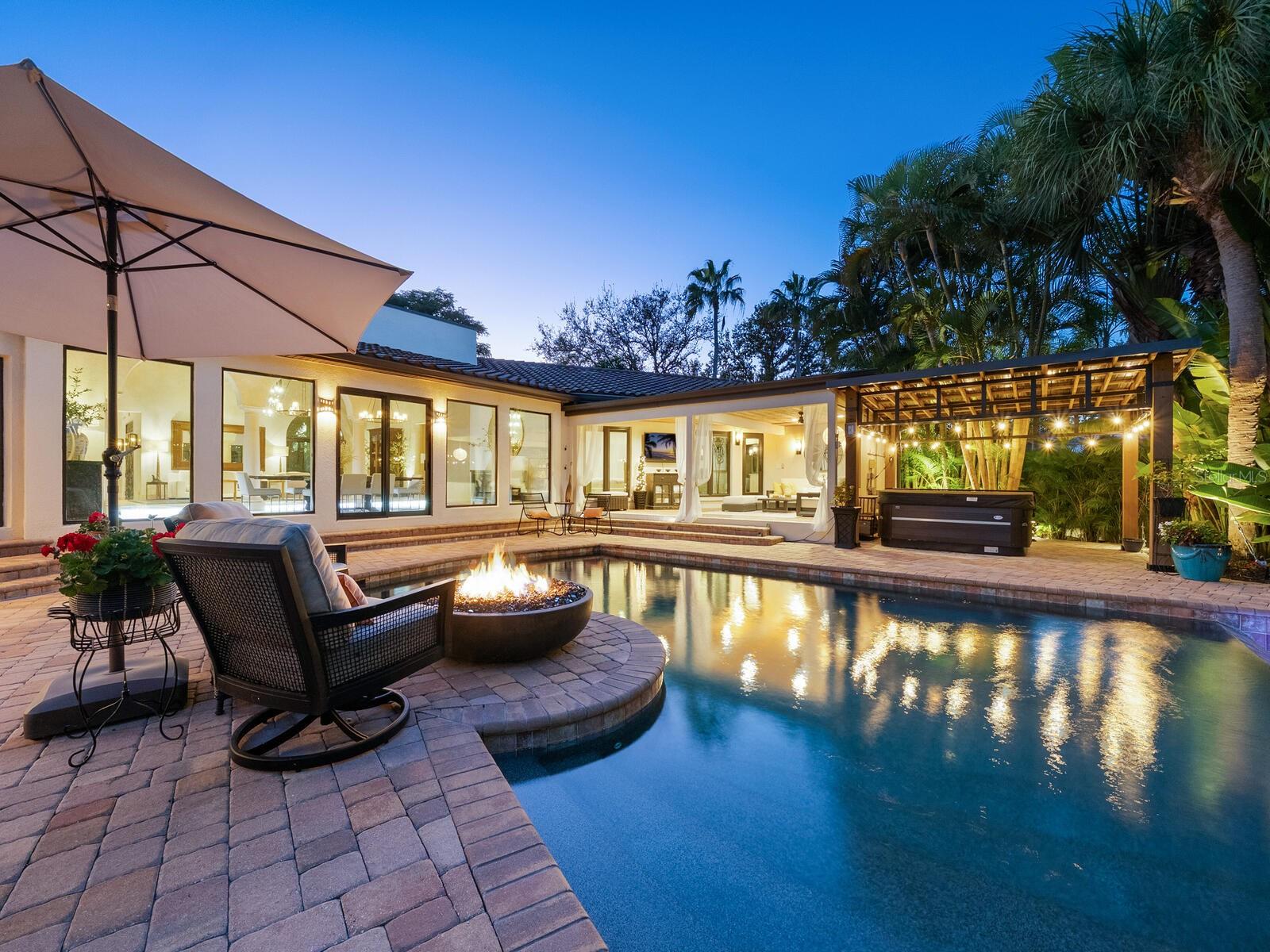 Listing photo id 4 for 319 Bird Key Drive