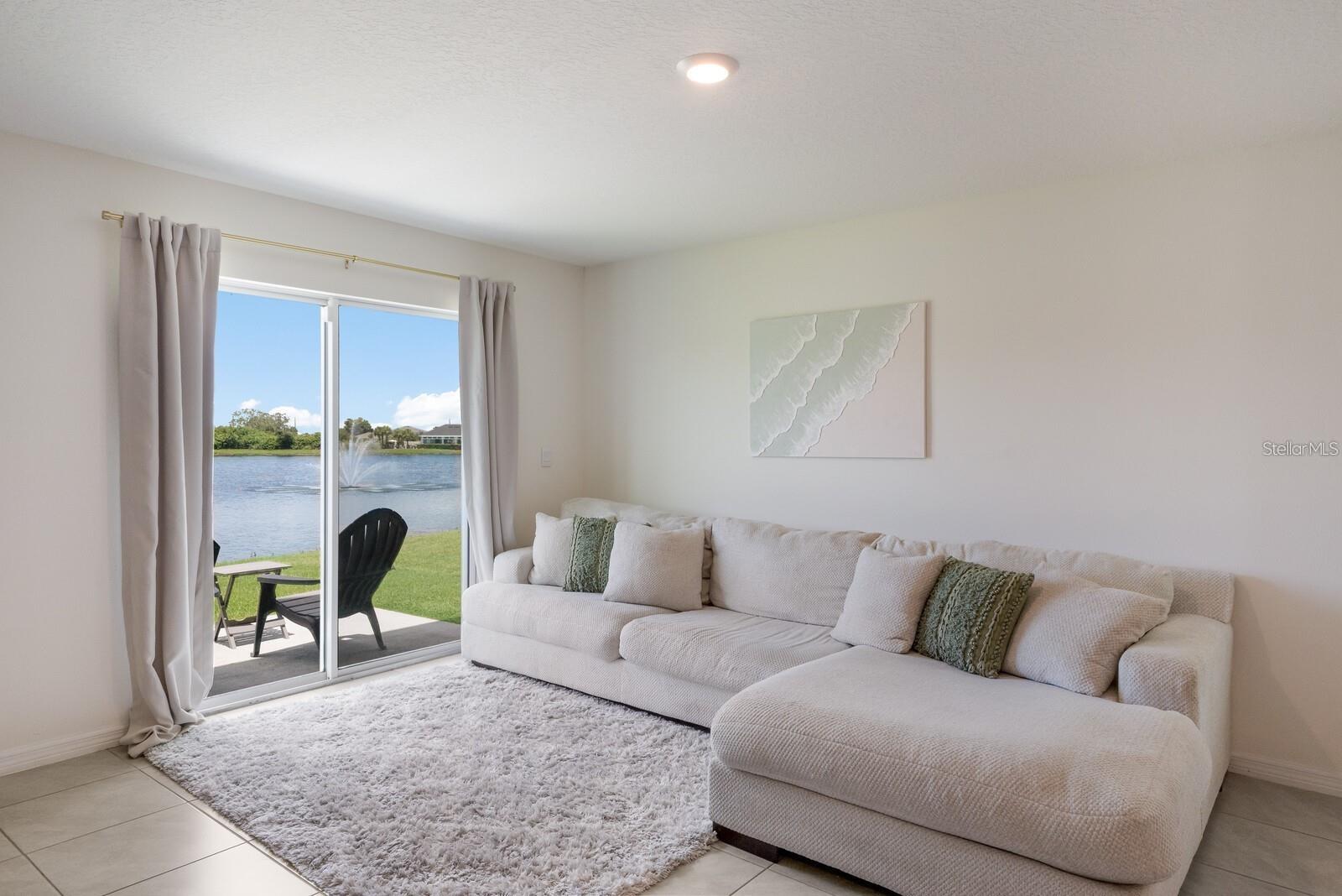 Image 14 of 36 For 2938 Rock Sound Street