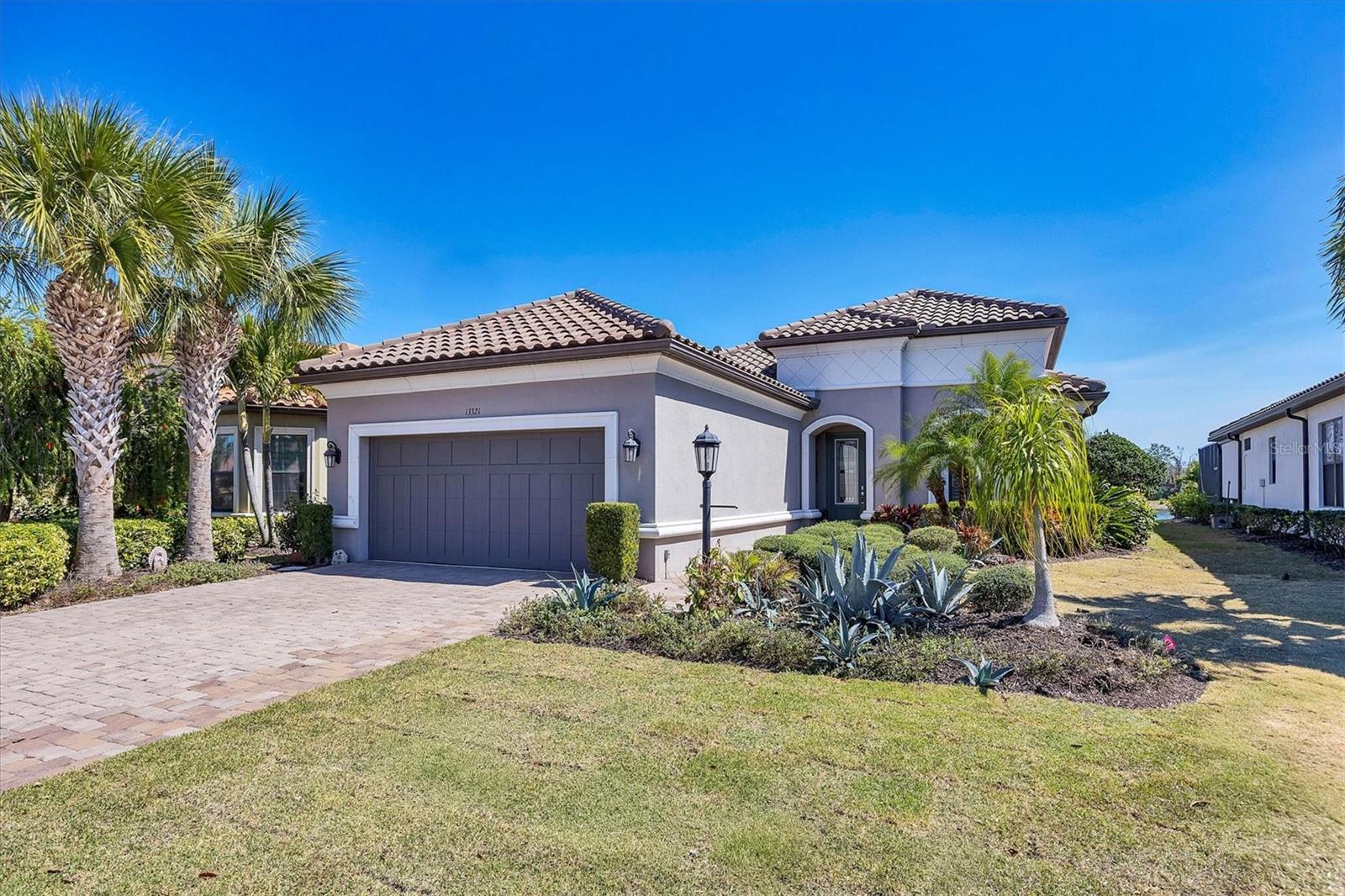 Image 4 of 86 For 13321 Sorrento Way