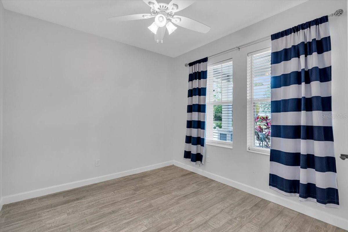 Image 26 of 50 For 11790 Forest Park Circle