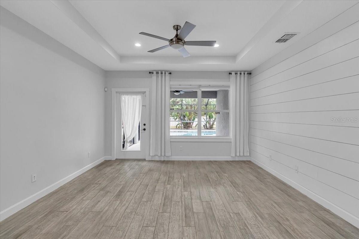 Image 29 of 50 For 11790 Forest Park Circle