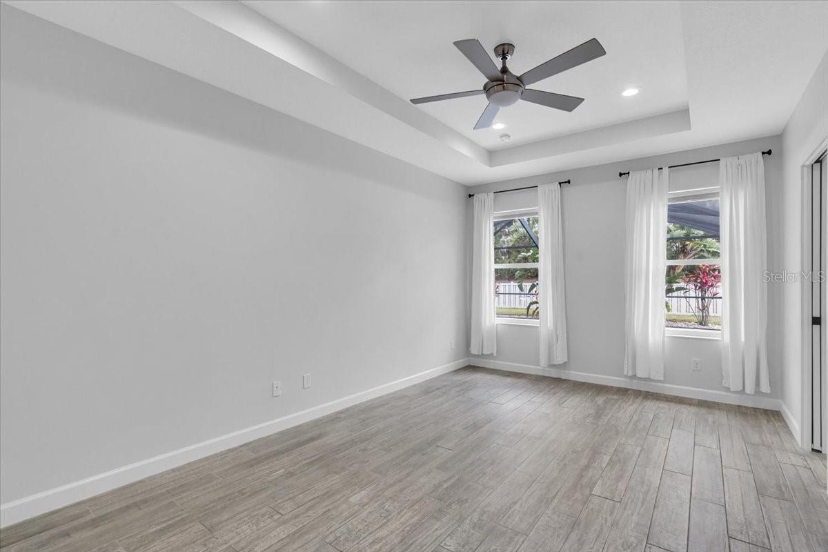 Image 30 of 50 For 11790 Forest Park Circle