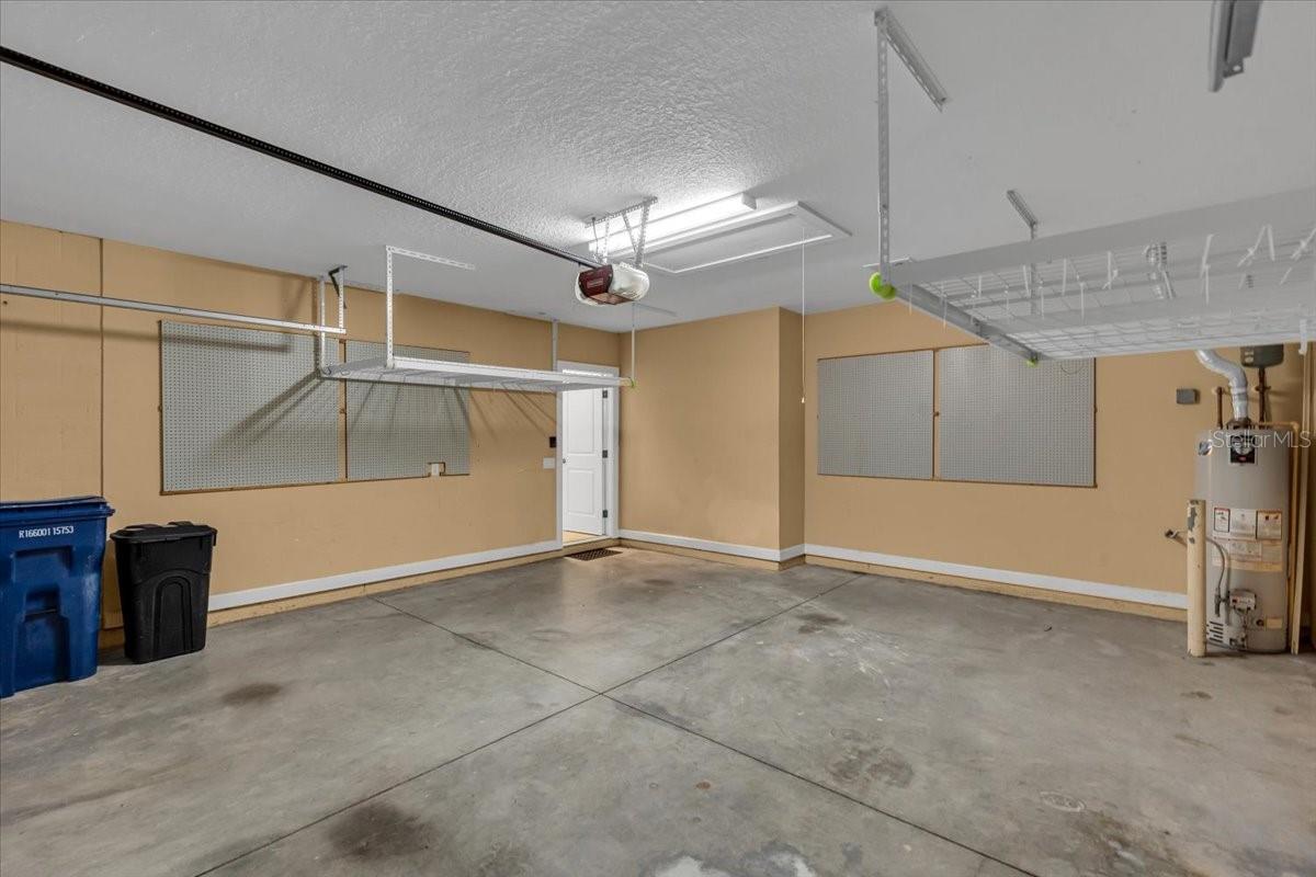 Image 41 of 50 For 11790 Forest Park Circle