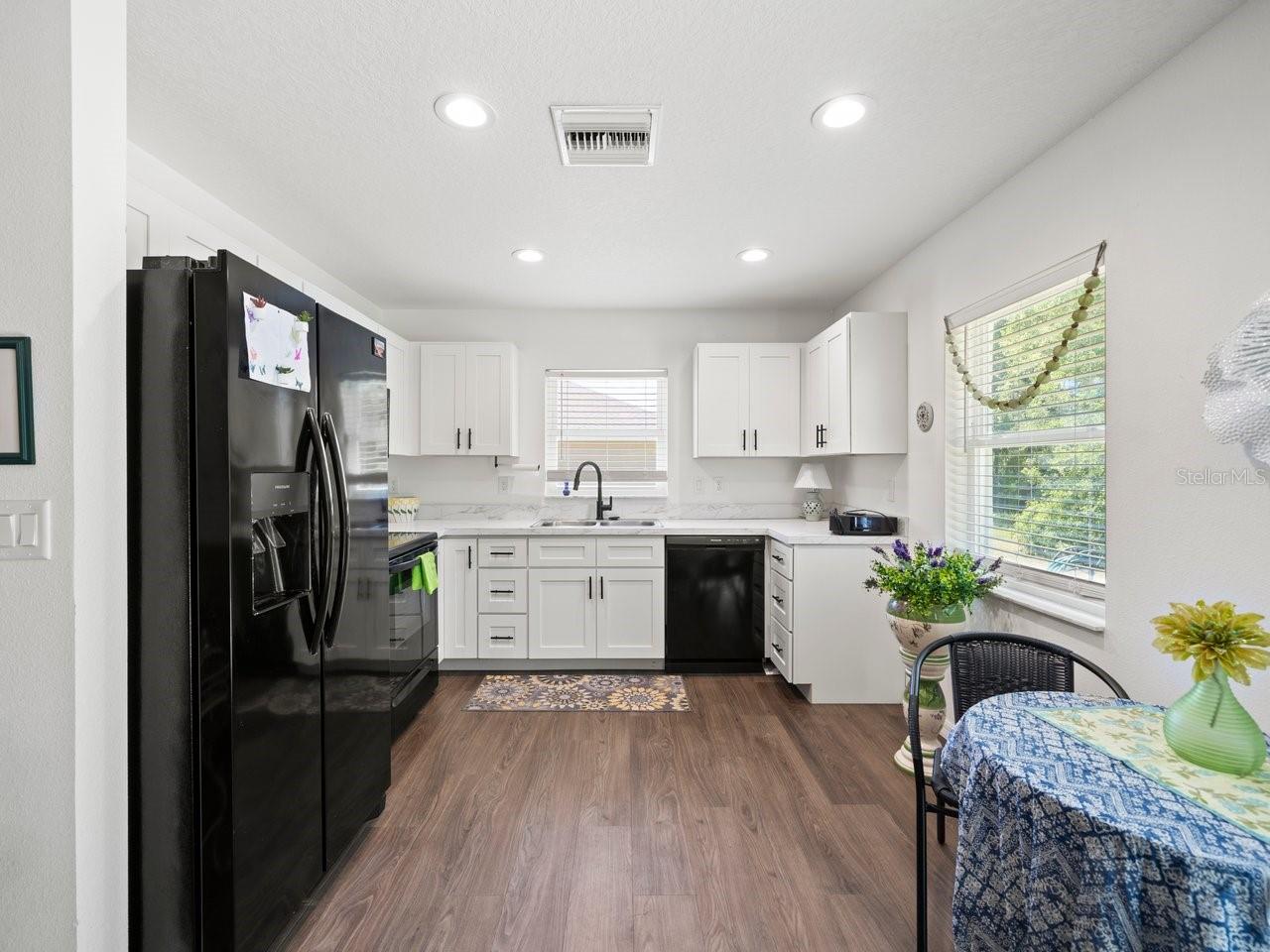 Image 20 of 23 For 5001 Kirkland Avenue