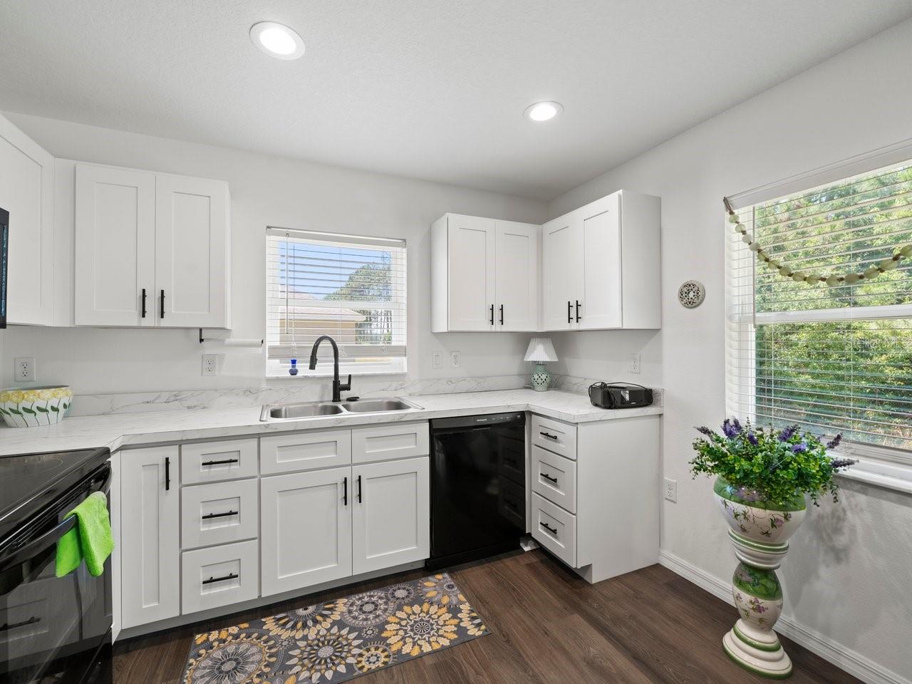 Image 5 of 23 For 5001 Kirkland Avenue