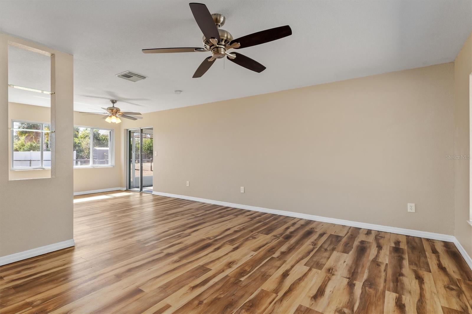 Image 2 of 27 For 18019 Avonsdale Circle