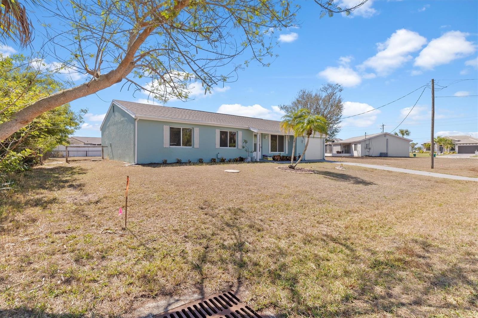 Image 25 of 27 For 18019 Avonsdale Circle