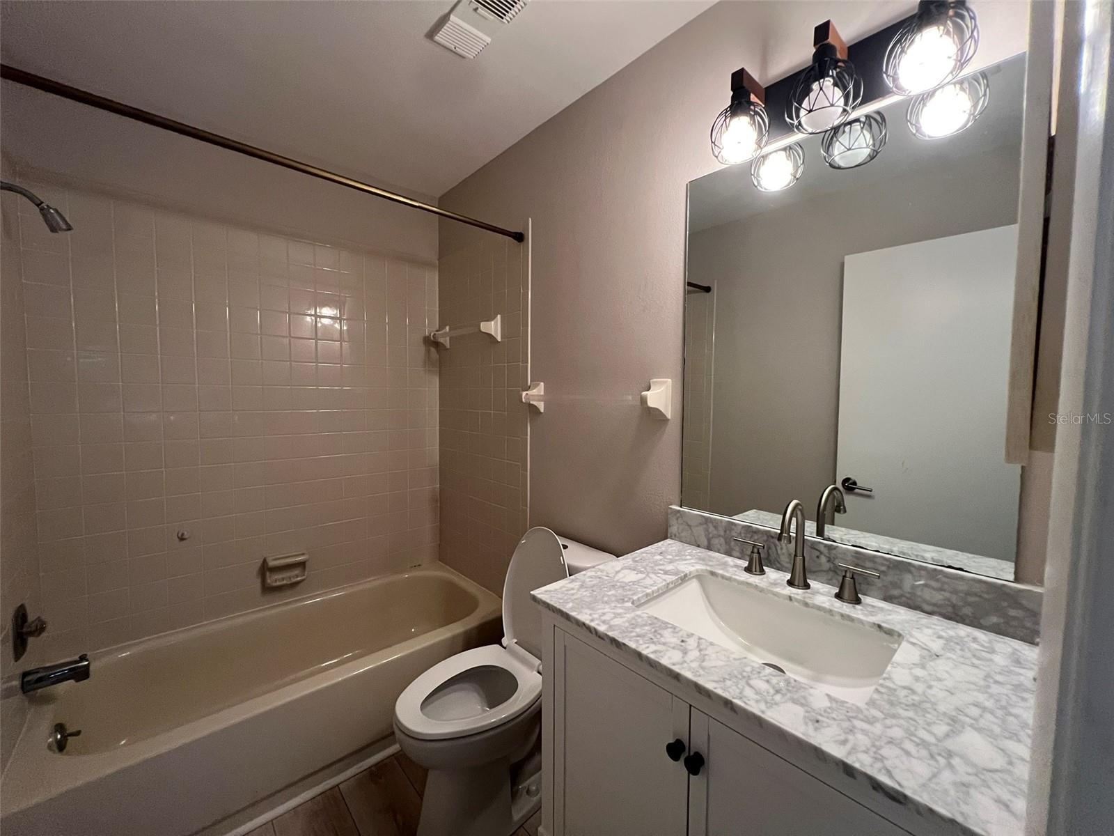 Image 10 of 23 For 5216 Willow Links  82