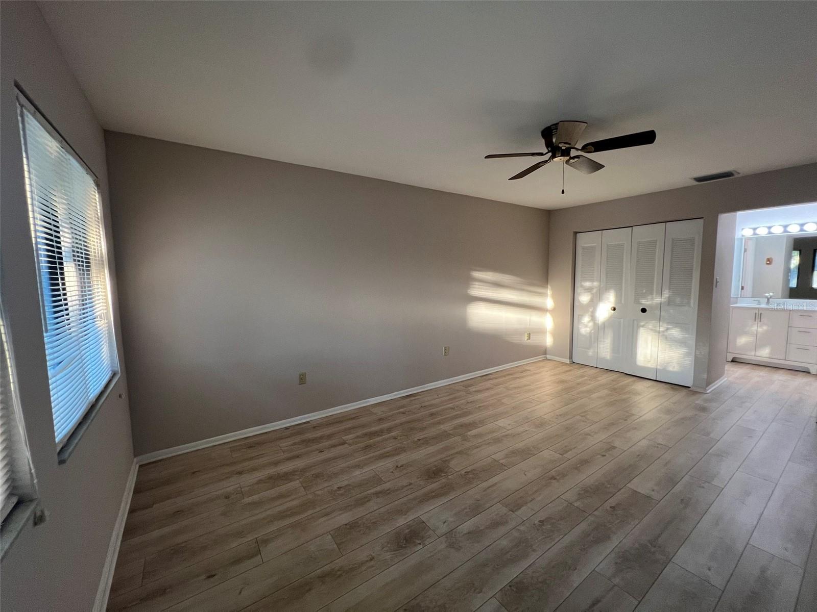 Image 5 of 23 For 5216 Willow Links  82