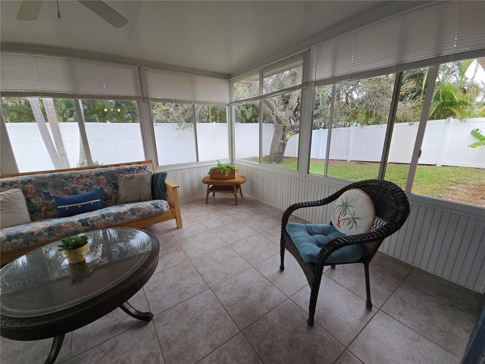 Image 12 of 18 For 8509 43rd Avenue W