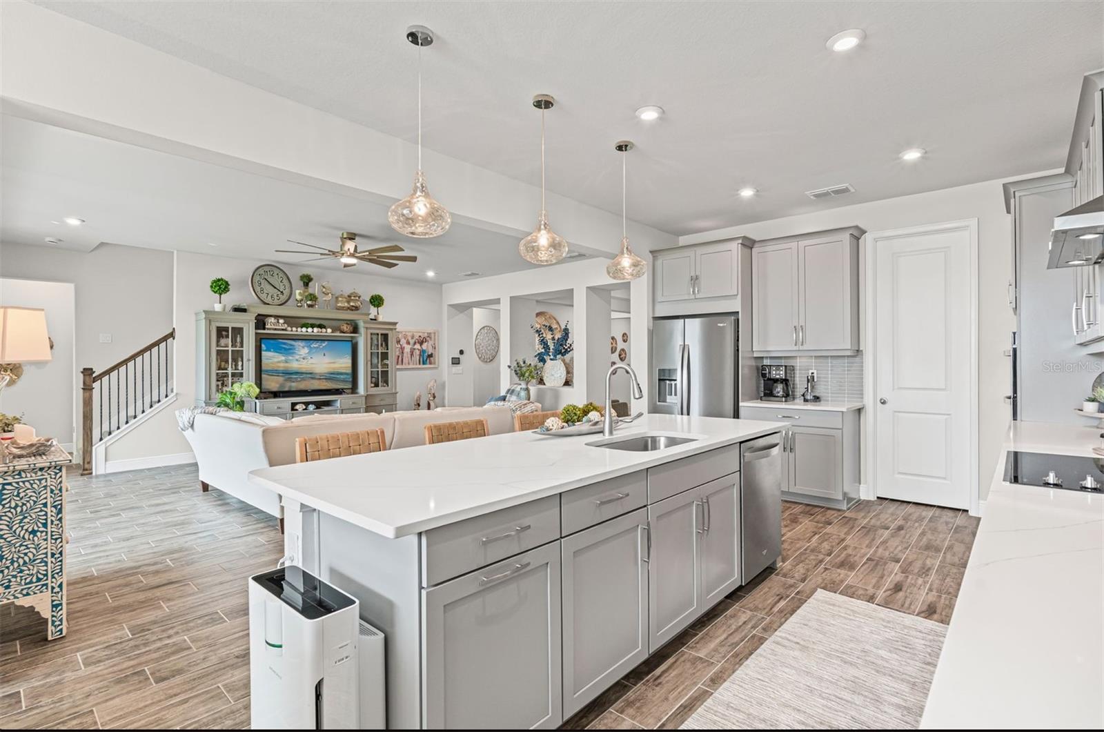 Image 12 of 54 For 20380 Symphony Place