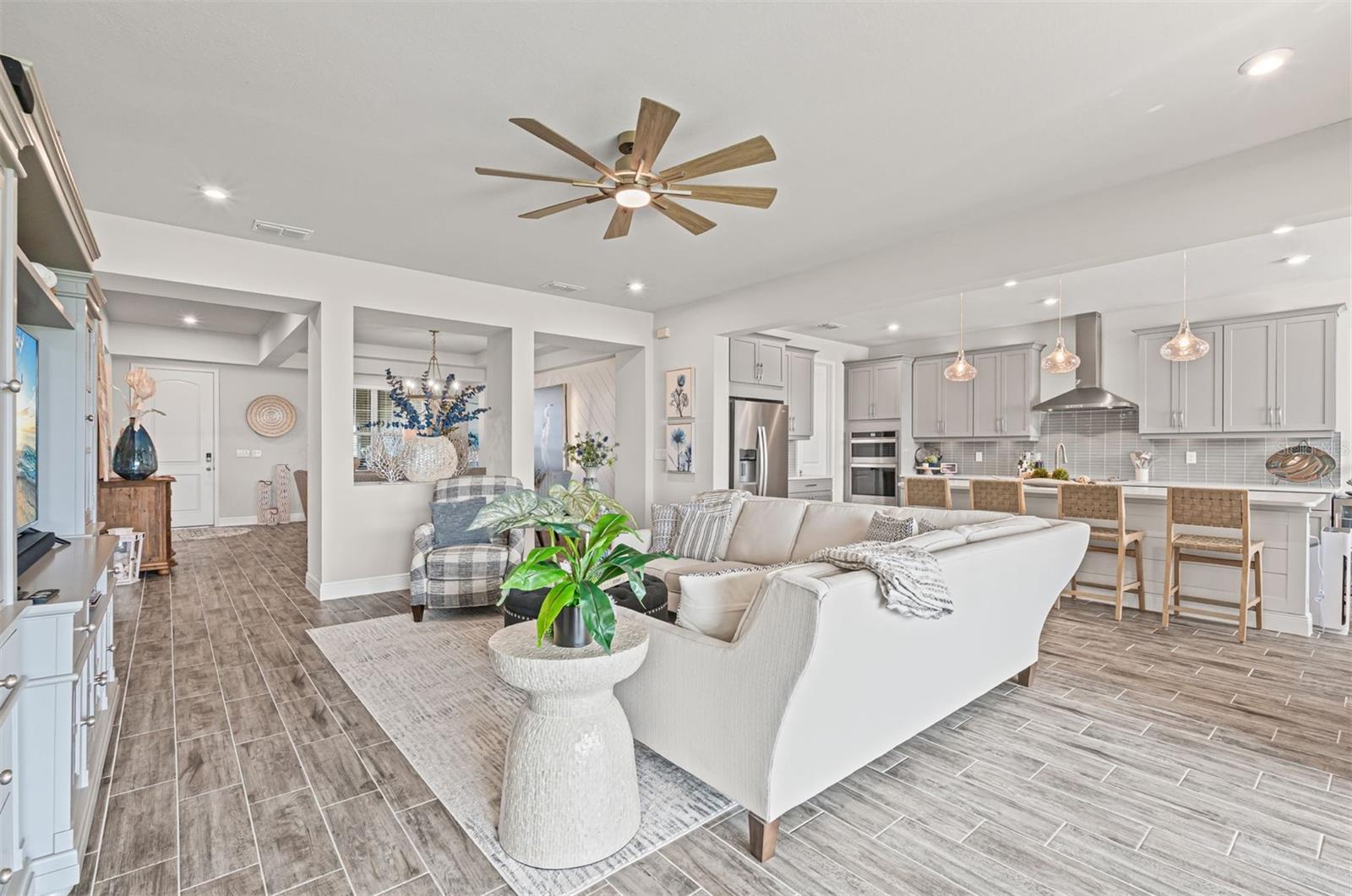 Image 8 of 54 For 20380 Symphony Place