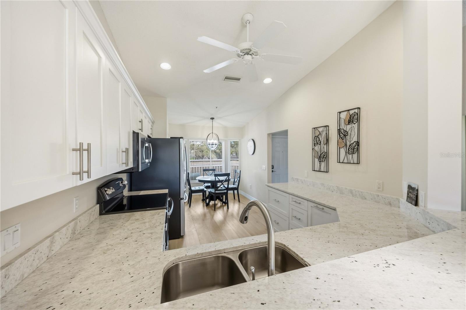 Image 32 of 70 For 5210 Hyland Hills Avenue 1121