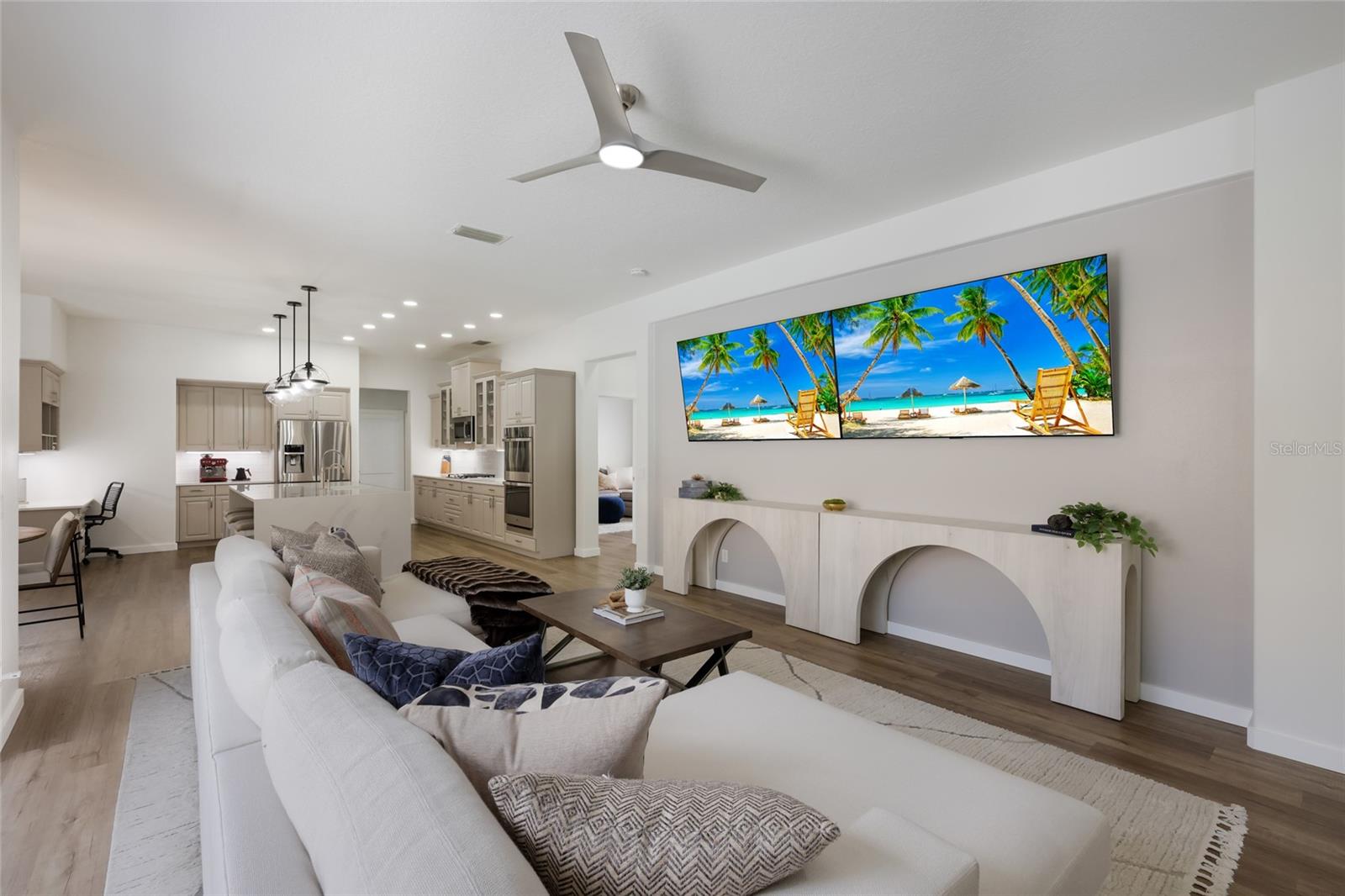 Image 21 of 72 For 8009 Royal Birkdale Circle