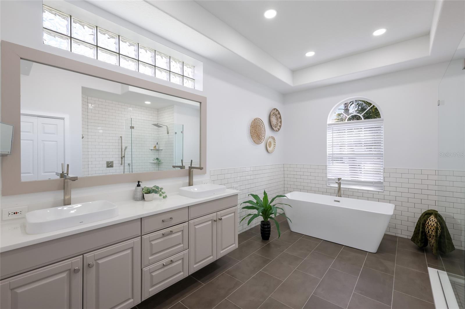 Image 27 of 72 For 8009 Royal Birkdale Circle