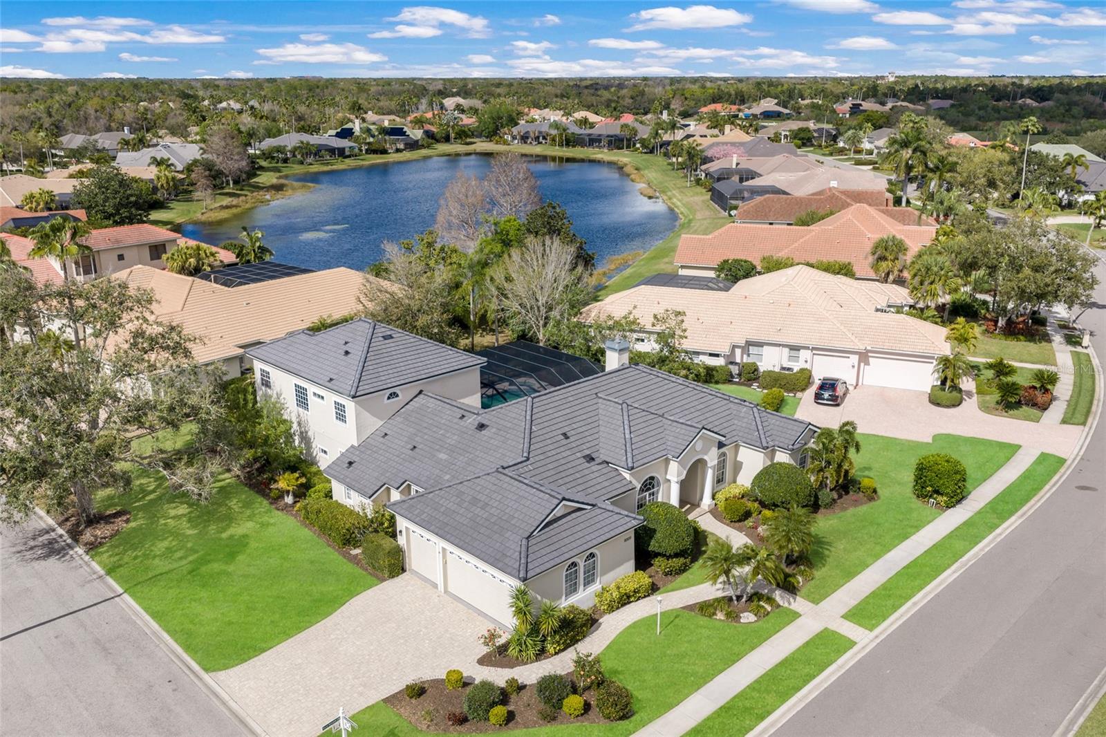 Image 4 of 72 For 8009 Royal Birkdale Circle