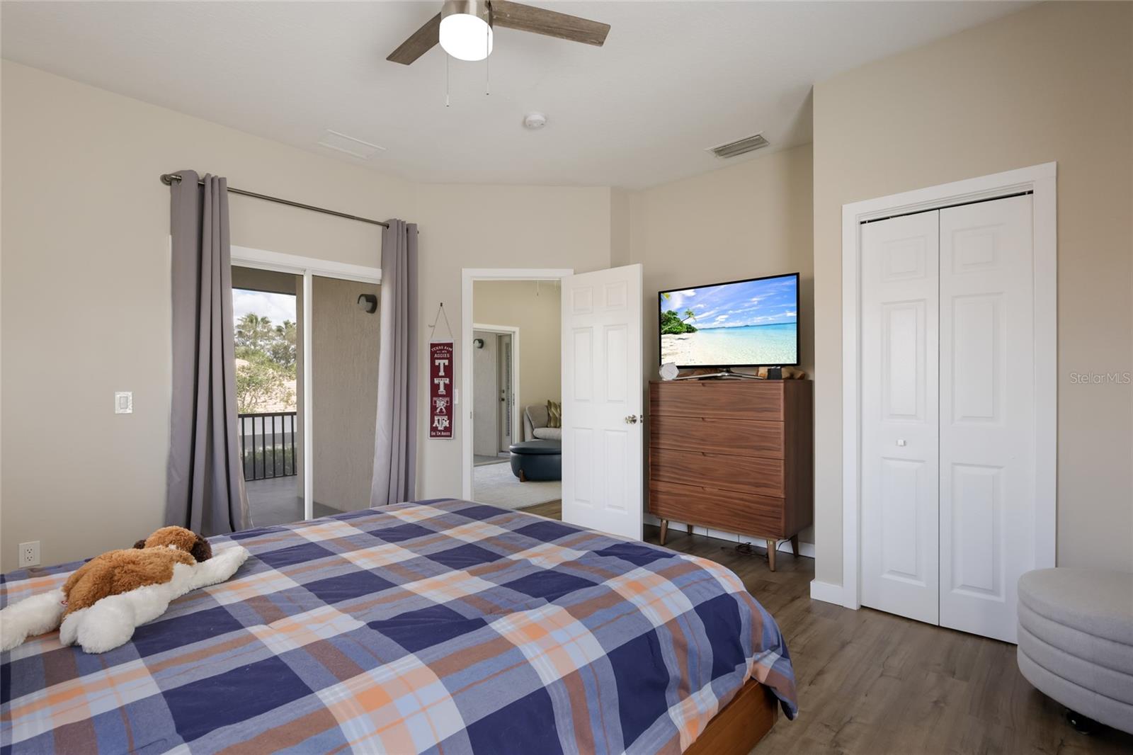 Image 44 of 72 For 8009 Royal Birkdale Circle