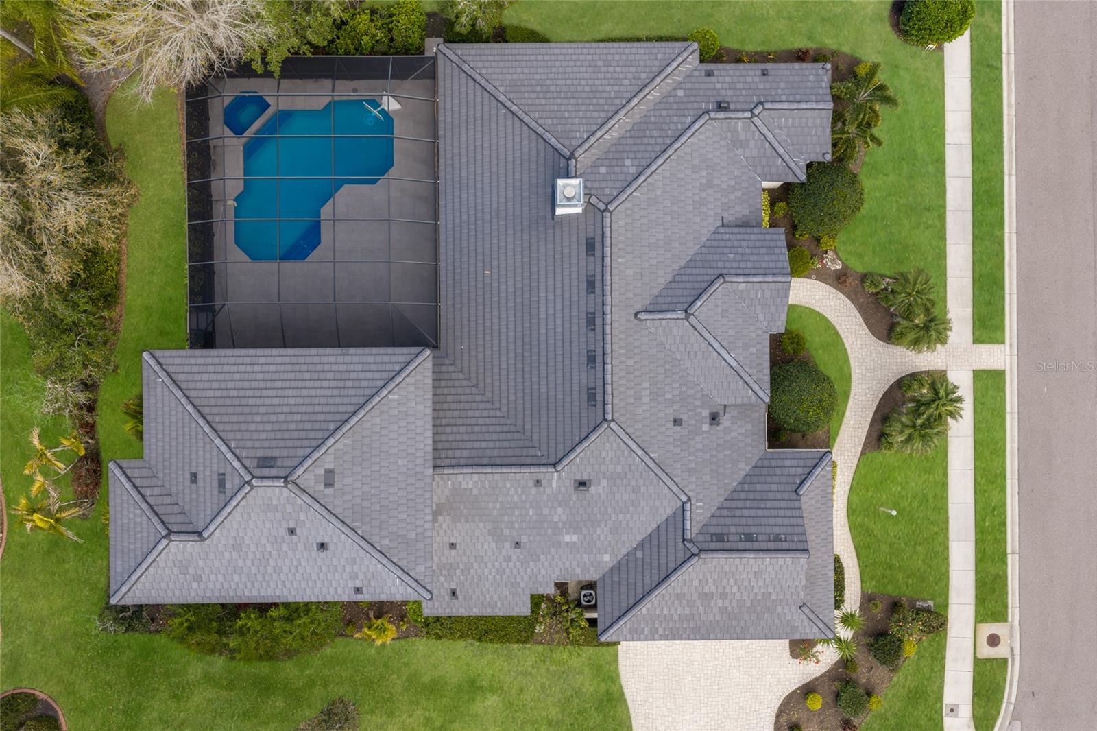 Image 5 of 72 For 8009 Royal Birkdale Circle