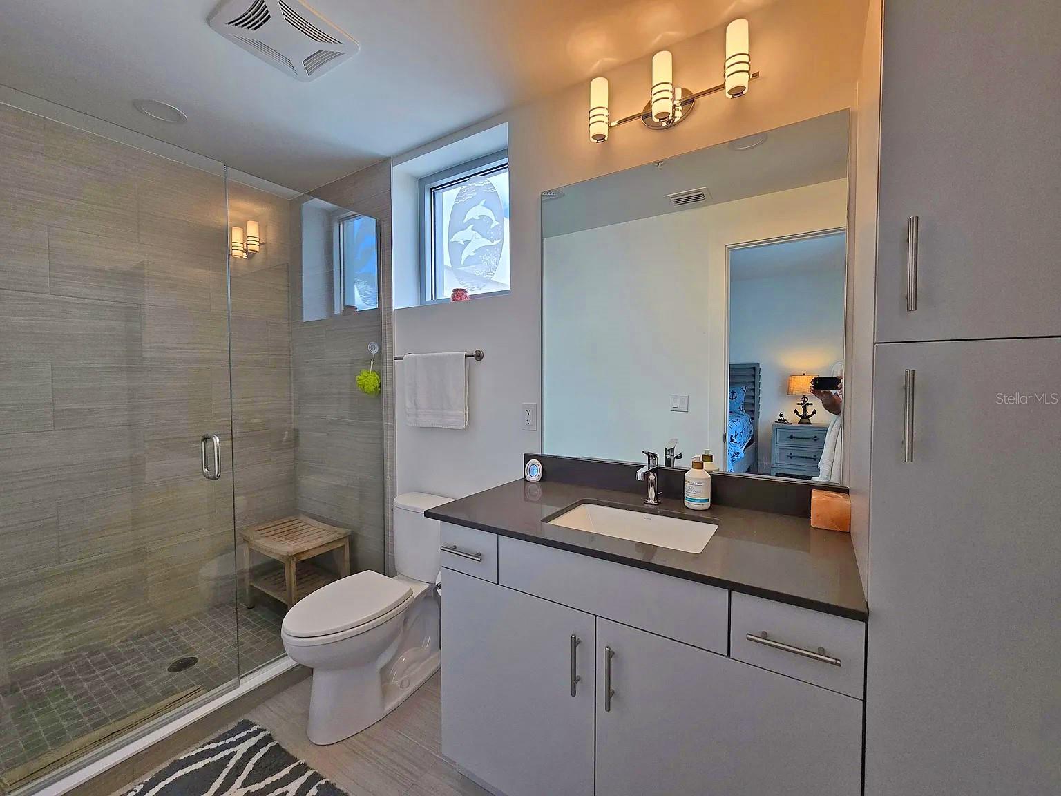 Image 15 of 32 For 1709 Tamiami Trail A519