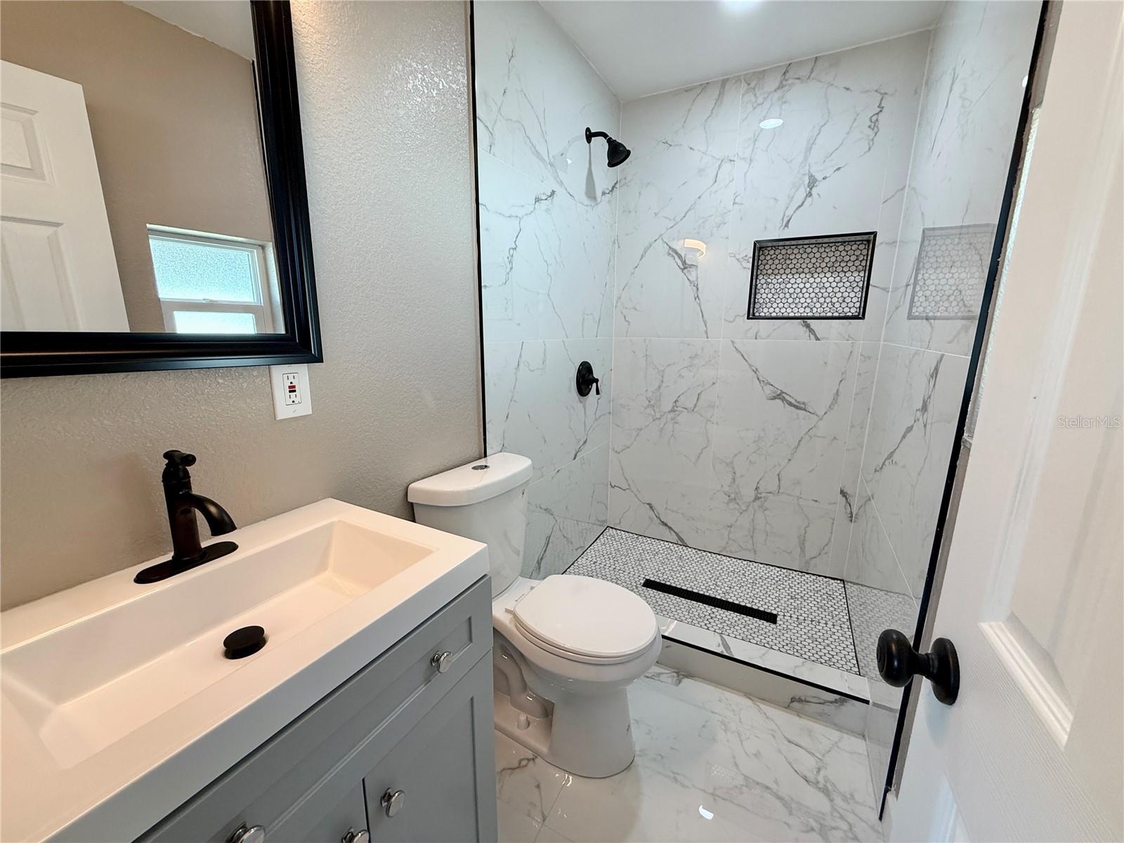 Image 10 of 16 For 715 65th Avenue Drive W