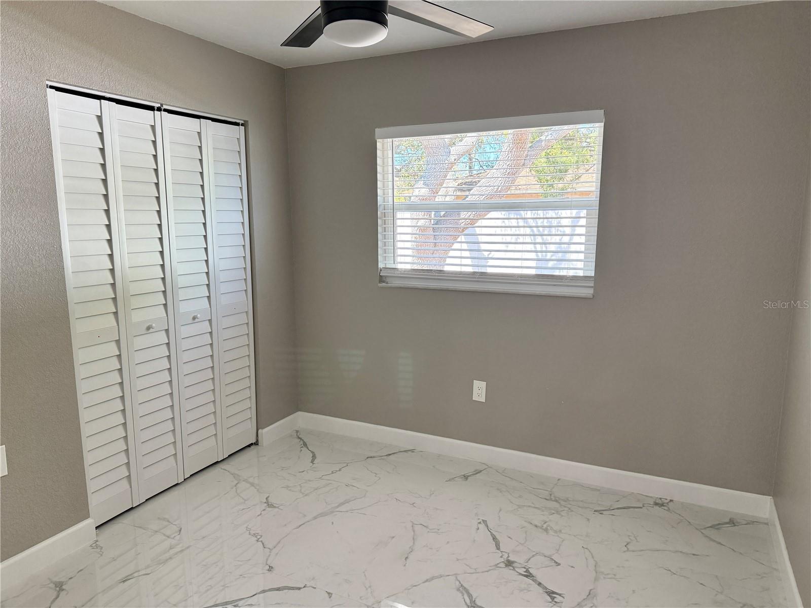 Image 7 of 16 For 715 65th Avenue Drive W