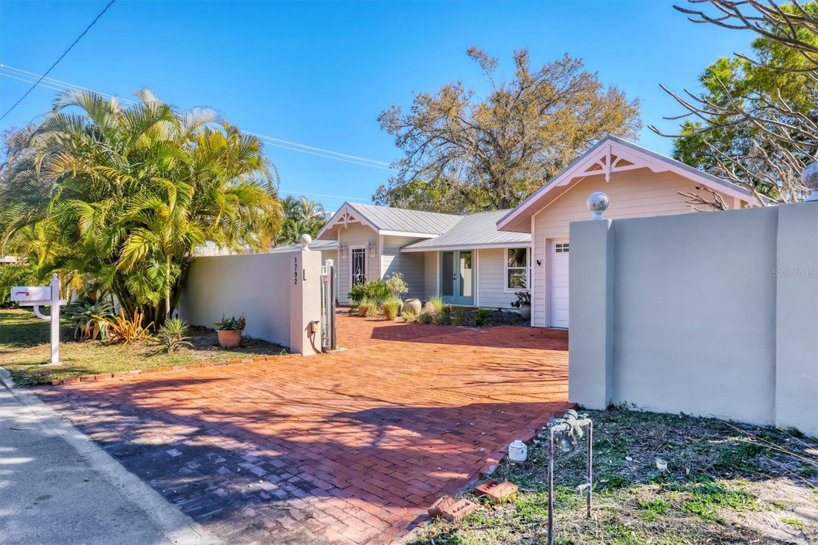 Details for 1792 Floyd Street, SARASOTA, FL 34239