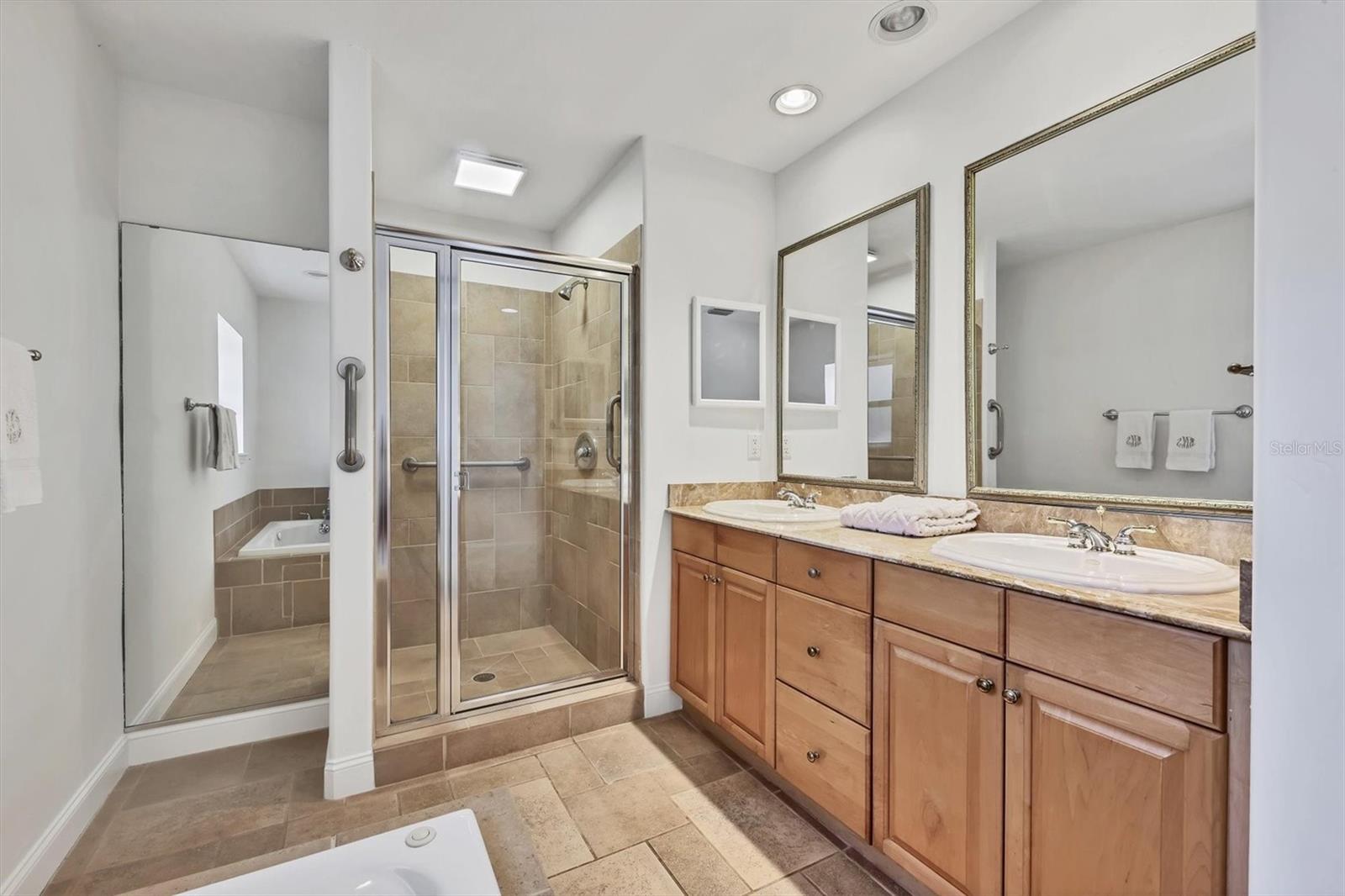 Image 27 of 44 For 1792 Floyd Street