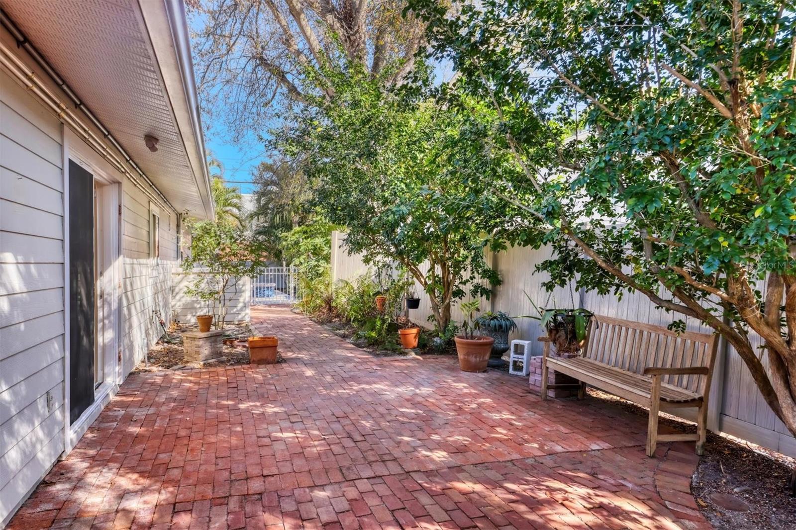 Image 42 of 44 For 1792 Floyd Street