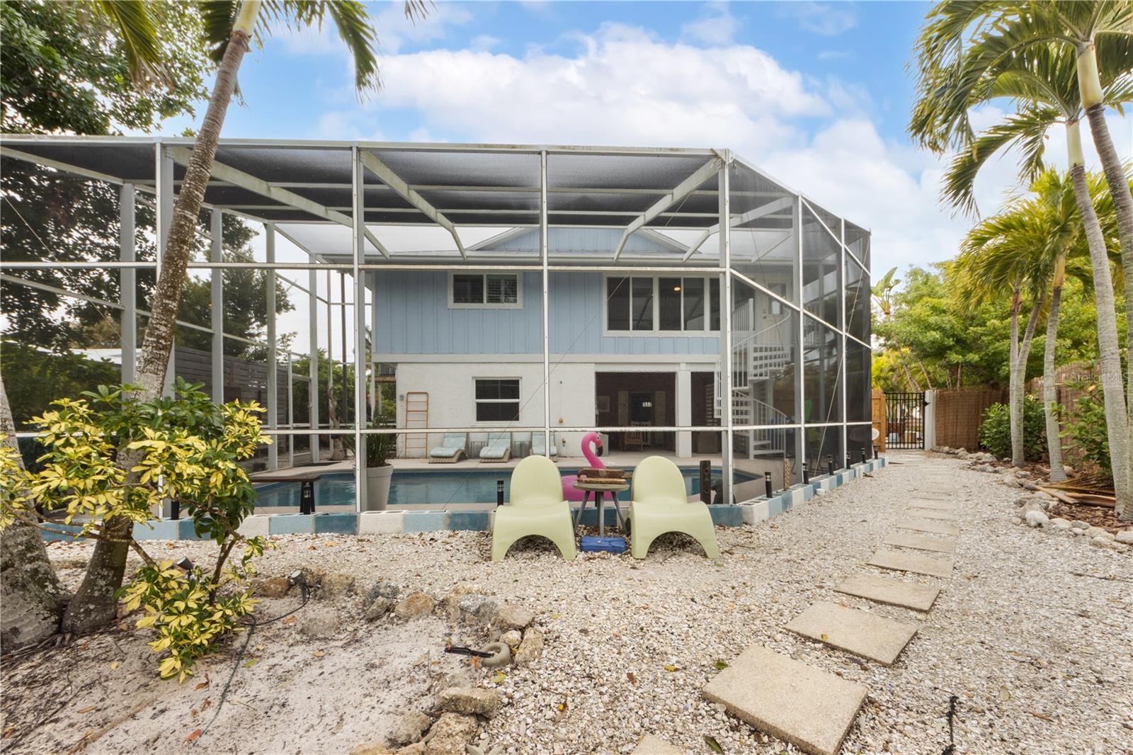 Image 28 of 36 For 417 Poinsettia Road