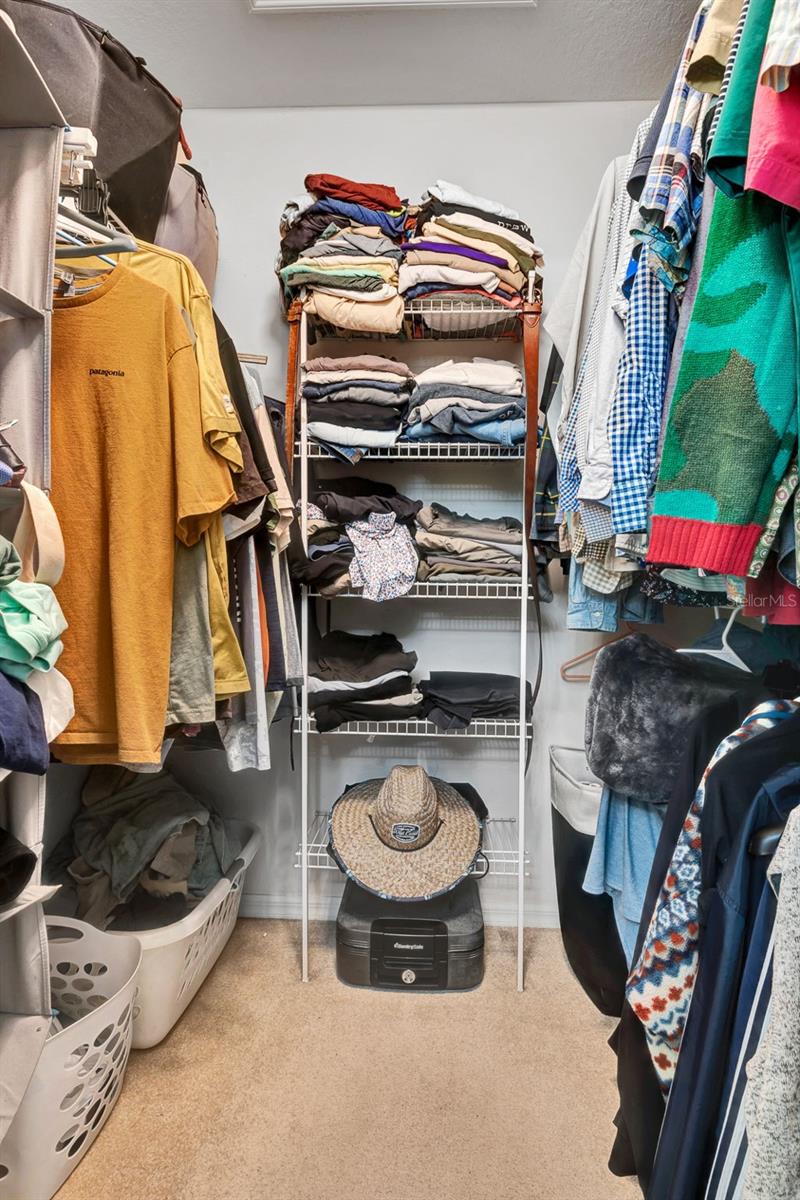 Image 17 of 41 For 810 Mcarthur Avenue